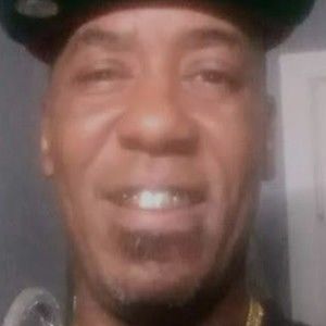 Meet your Posher, Charles